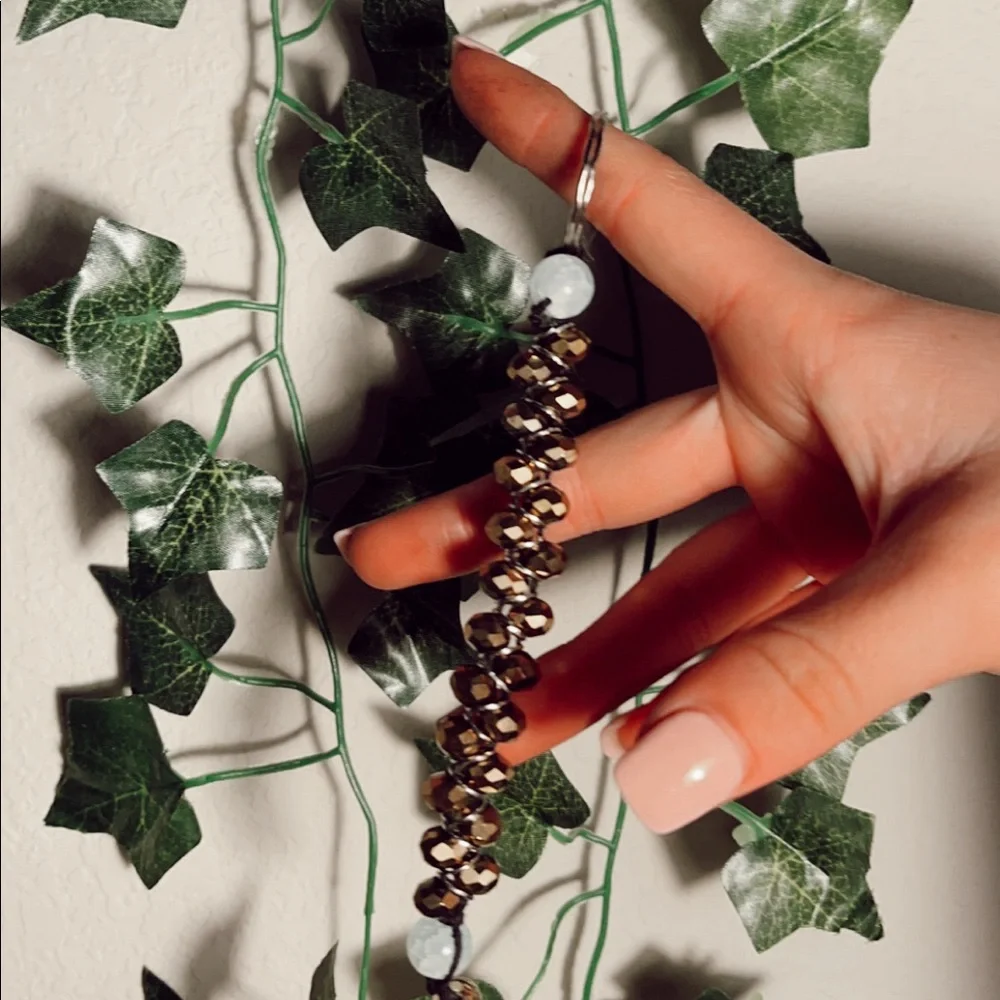 Sparkly Keychain! 🤍💸⚡️ - Picture 2 of 3